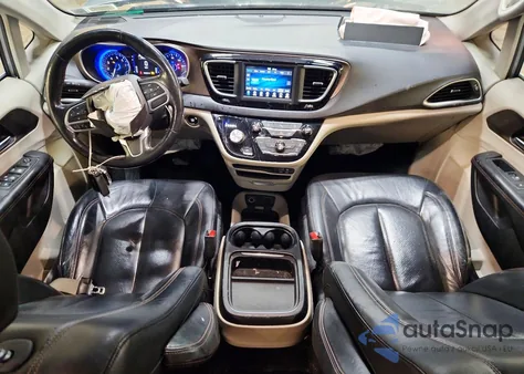 2019 Chrysler Pacifica Touring L z USA, uszkodzony, nr VIN 2C4RC1BGXKR651272